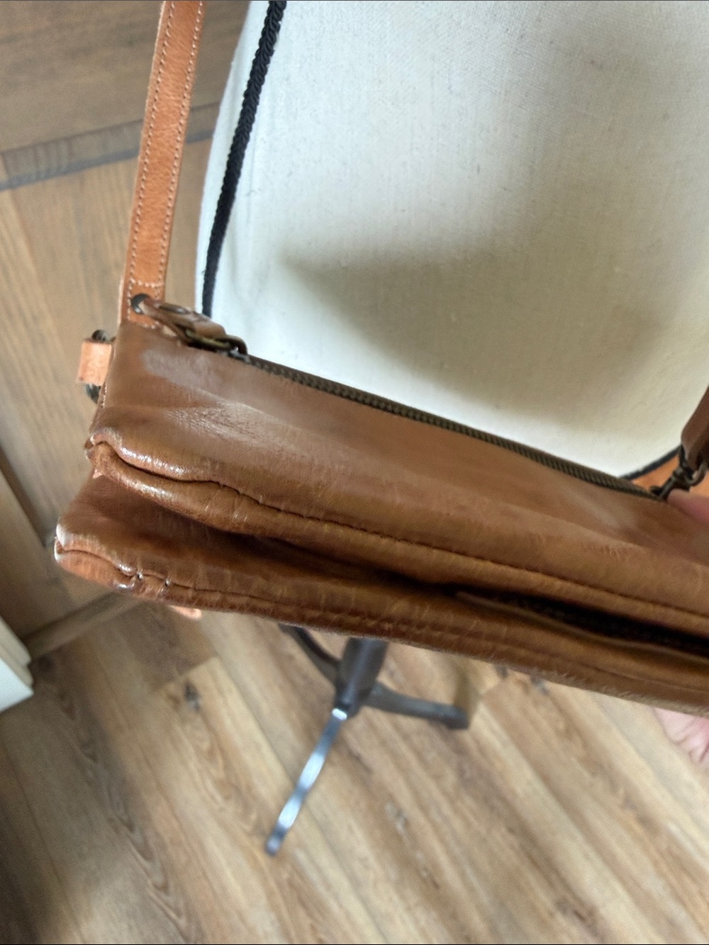 Bed Stu Cognac Leather Crossbody Bag - Picture 7 of 8